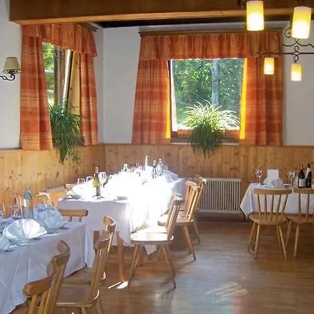 Jugendgästehaus Gosauschmied 2*