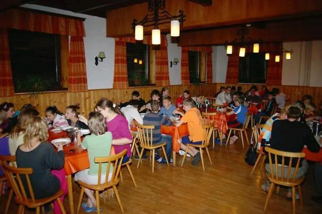 Гостевой дом Jugendgaestehaus Gosauschmied Гозау